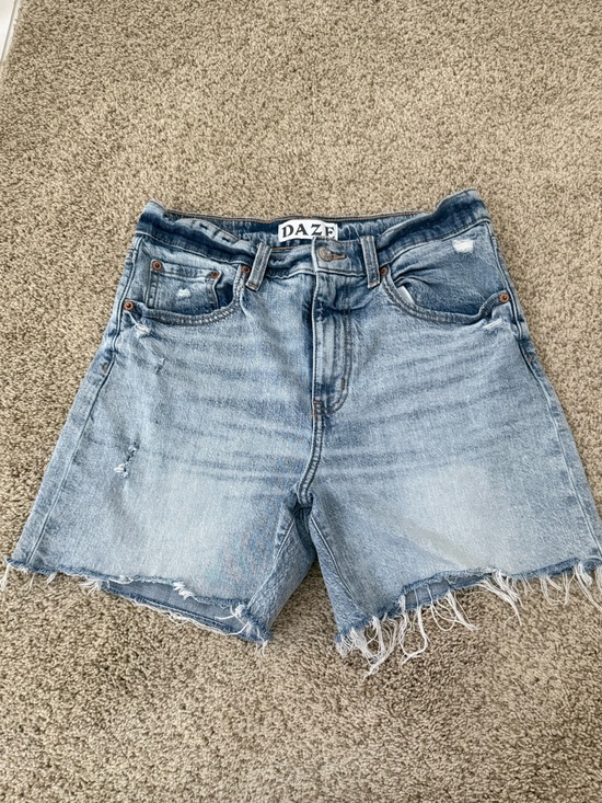 Daze Pants - Daze Organic Cotton Distressed Jean Shorts Size 27
